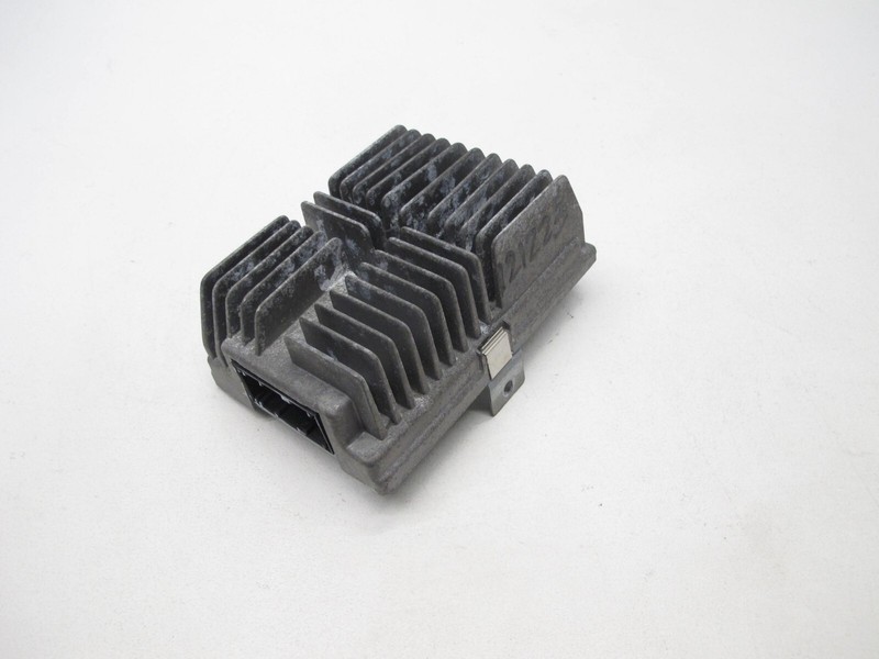 12-18 BMW F30 320i 328i RADIO AUDIO AMPLIFIER MODULE UNIT OEM 121223