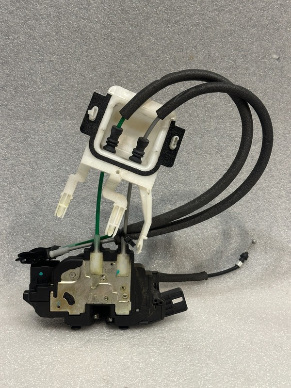 10-16 HYUNDAI GENESIS COUPE - PASSENGER RIGHT FRONT DOOR LOCK ACTUATOR - OEM