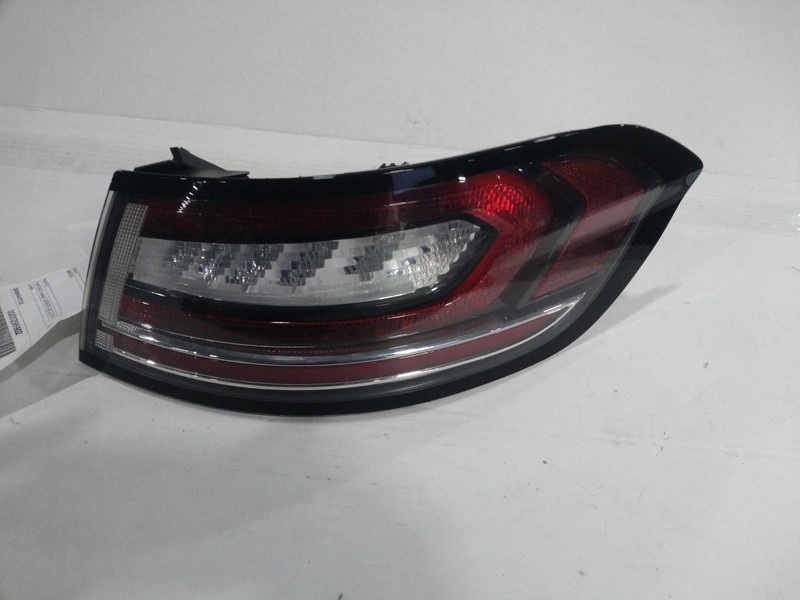 2019 Lincoln Nautilus Right Tail Light Assembly Black OEM 681016 76K Miles