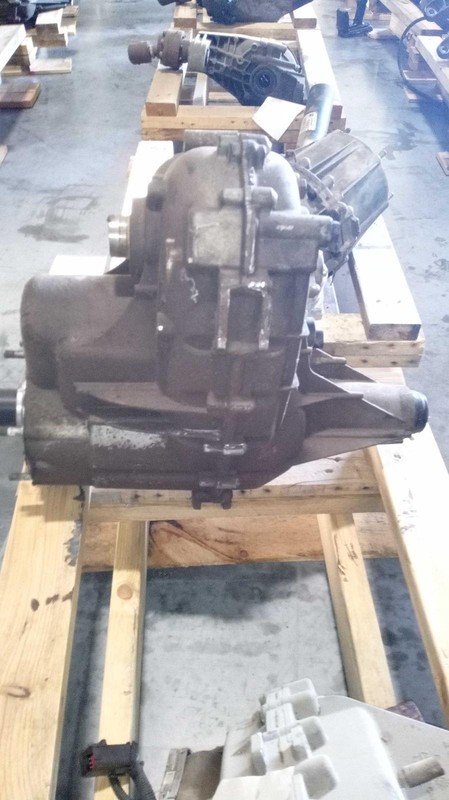 2010 Chevrolet Suburban 1500 Transfer Case Assembly OEM 5.3L 234K Miles
