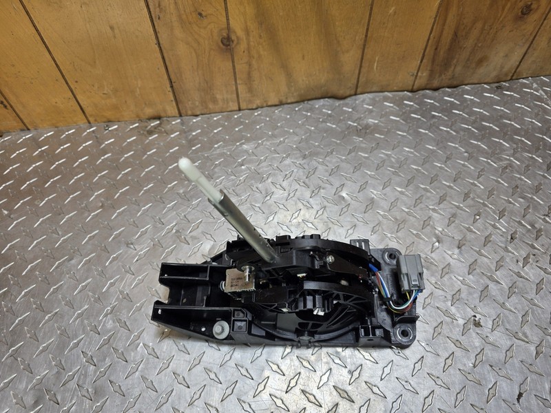 2013-2019 Ford Taurus Automatic Shifter Assembly Oem Tested