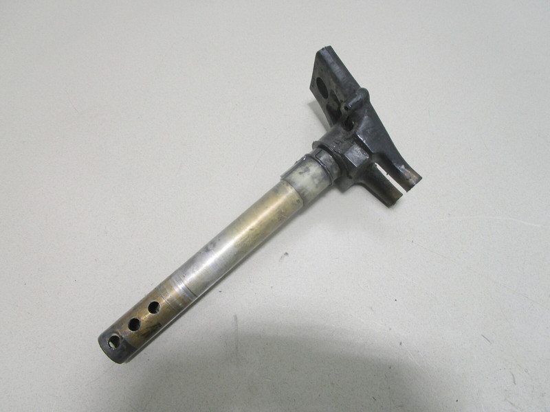 822238A9 822238A10 822238A6 Mercury Mariner 20 - 25 Hp Outboard Swivel Head