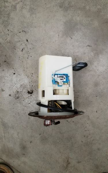 Fuel Pump Assembly 2.0L Fits 04-06 ELANTRA 230546