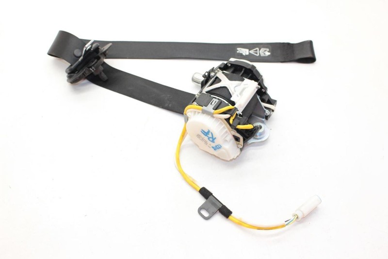 12-13 BMW M3 4.0L Passenger Right Front Seat Belt Retractor 34122773