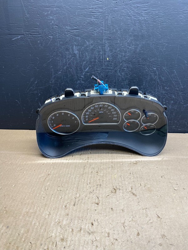 2006 2007 2008 Chevrolet Trailblazer Speedometer Cluster Gauge OEM AC6766 DG