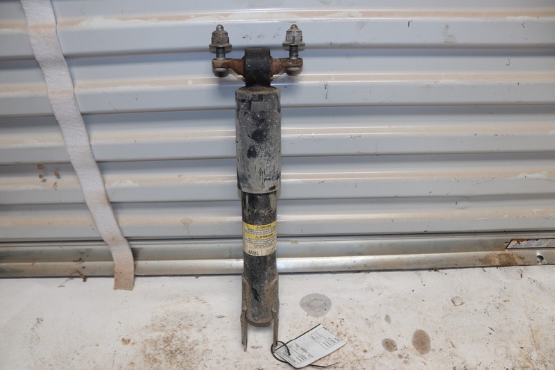 2015-2019 CHEVY SILVERADO 2500 HD FRONT LEFT DRIVER SHOCK STRUT ABSORBER OEM