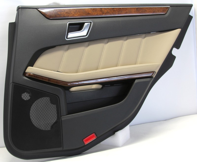 ✅ 2010-13 MERCEDES-BENZ E350 OEM REAR DOOR INTERIOR TRIM PANEL RIGHT BLACK BEIGE