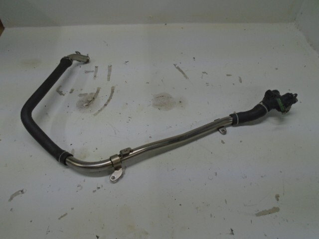 Yamaha 350hp V8 Outboard Motor PIPE HOSE 350 hp 6AW 350 hp Used Parts