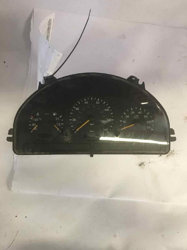 Speedometer MERCEDES ML320 01