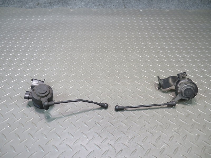 2004-2009 CADILLAC XLR REAR SUSPENSION LEVEL HEIGHT SENSOR SET