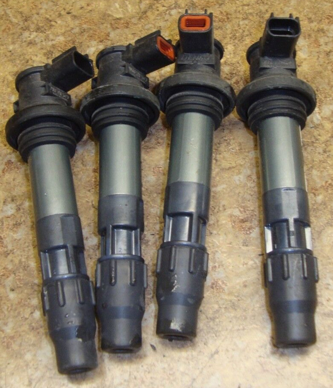 2012 Suzuki GSX-R750 GSXR 750 GSXR750 Ignition Coil Pack Spark Plug 12
