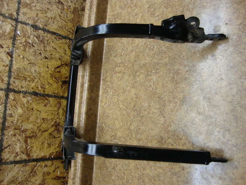 2001 Suzuki Katana GSX600F GSX 600 F Front Frame Body Mount Support GSX600 Bar