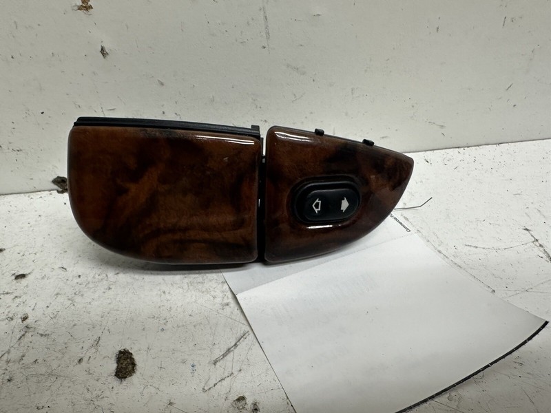 1998-2002 Jaguar XJ8 Left Rear Power Window Switch Oem