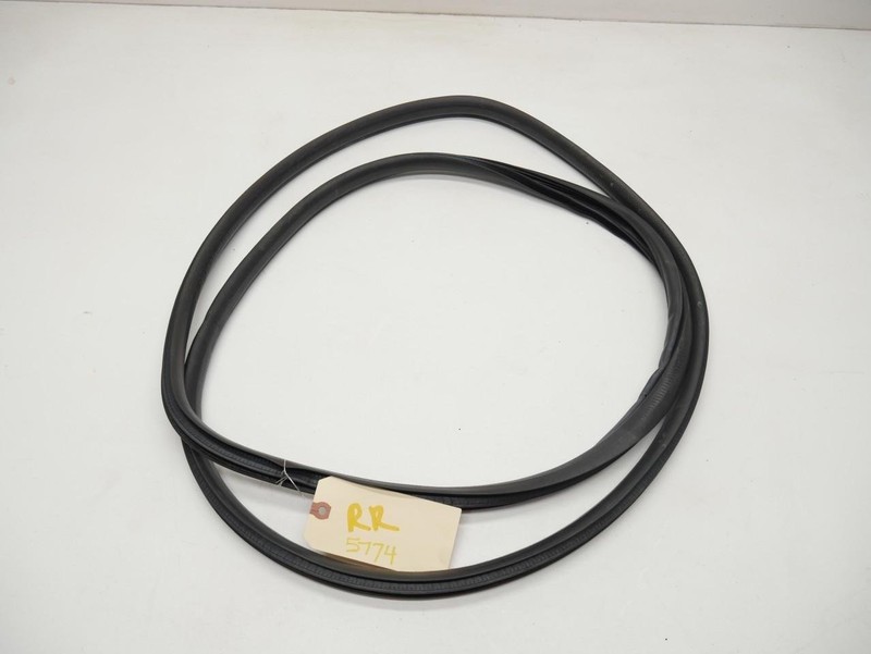 23-24 Honda HR-V Rear Right RH Passenger Body Side Door Weatherstrip seal OEM