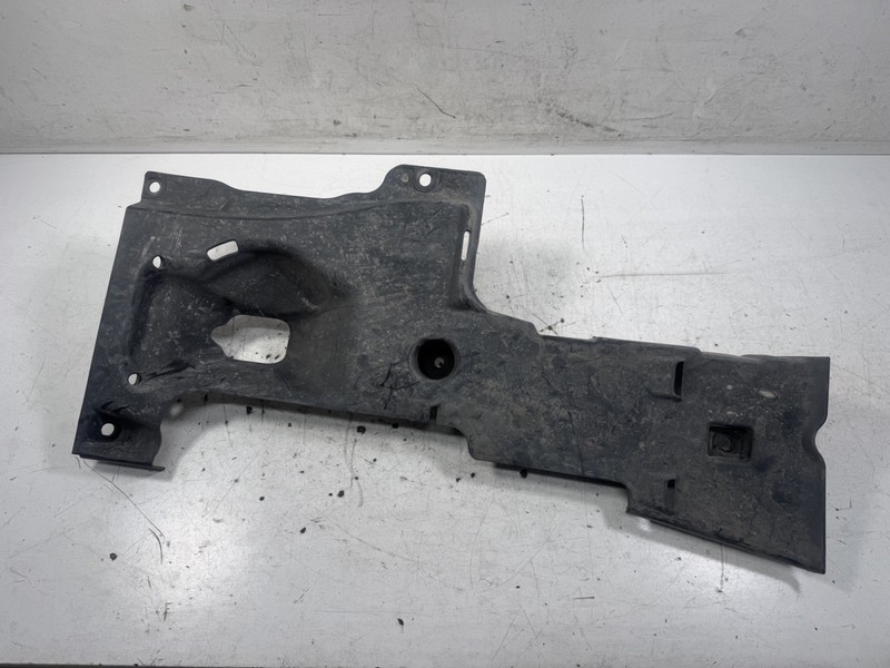 99 Acura RLLeft Rear Lower Cover 74693-SZ3-000 OEM