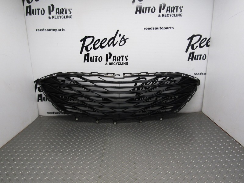 2019 2020 2021 19 20 21 Chevrolet Malibu 16-340 Grille Grill OEM