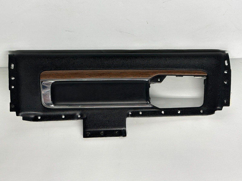 ✅ 2013-2022 clas RAM 1500-3500 Front Driver LARAMIE TRIM PANELOEM