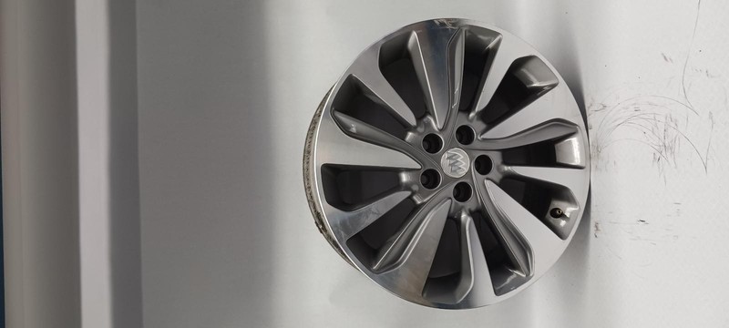 16-'19 BUICK ENCORE Wheel 18x7 aluminum 7 spoke OEM Grade B