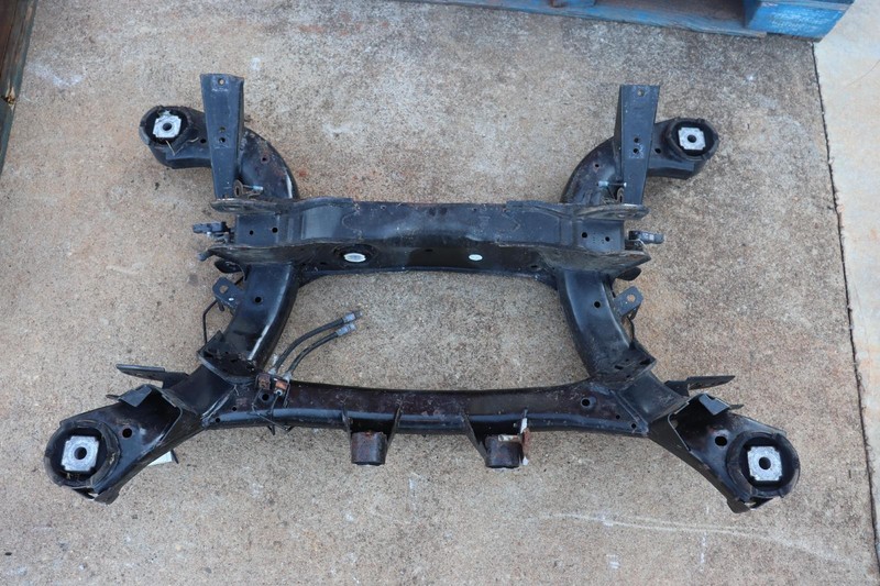 2007-2018 BMW X5 F15 3.0L XDRIVE35I REAR SUSPENSION CROSSMEMBER SUBFRAME OEM