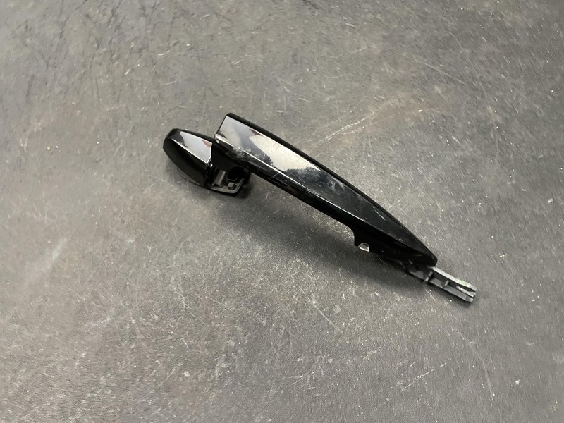 Rear Right Door Outside Handle 2018 BMW X1 51217396306 2016 2017 2019 2020 -2022