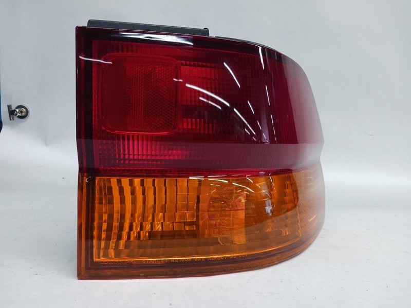 02-'04 HONDA ODYSSEY Right Passenger Taillight OEM Grade A Condition!