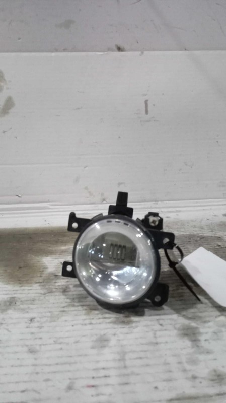 2019 Nissan Murano Right Fog Light Assembly Black OEM 99069 128K Miles