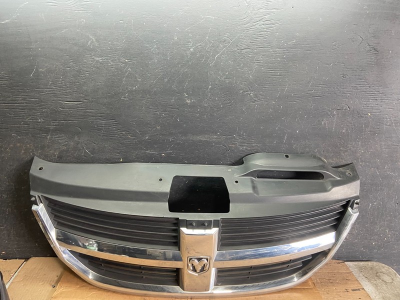 2009 to 2010 Dodge Journey Chrome Front Upper Grill Grille OEM q9939 DG