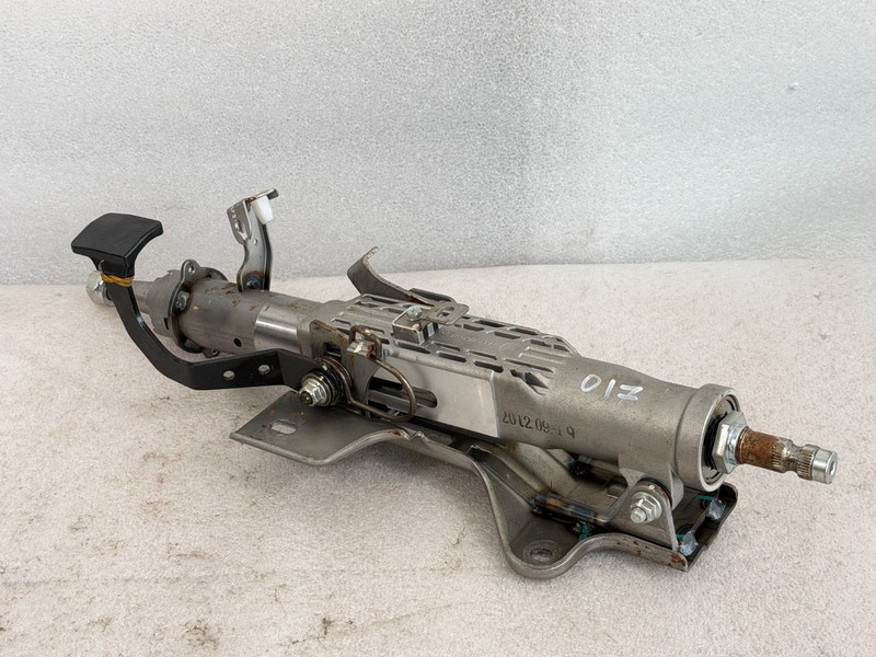2009 - 2013 Hyundai Genesis Steering Column OEM