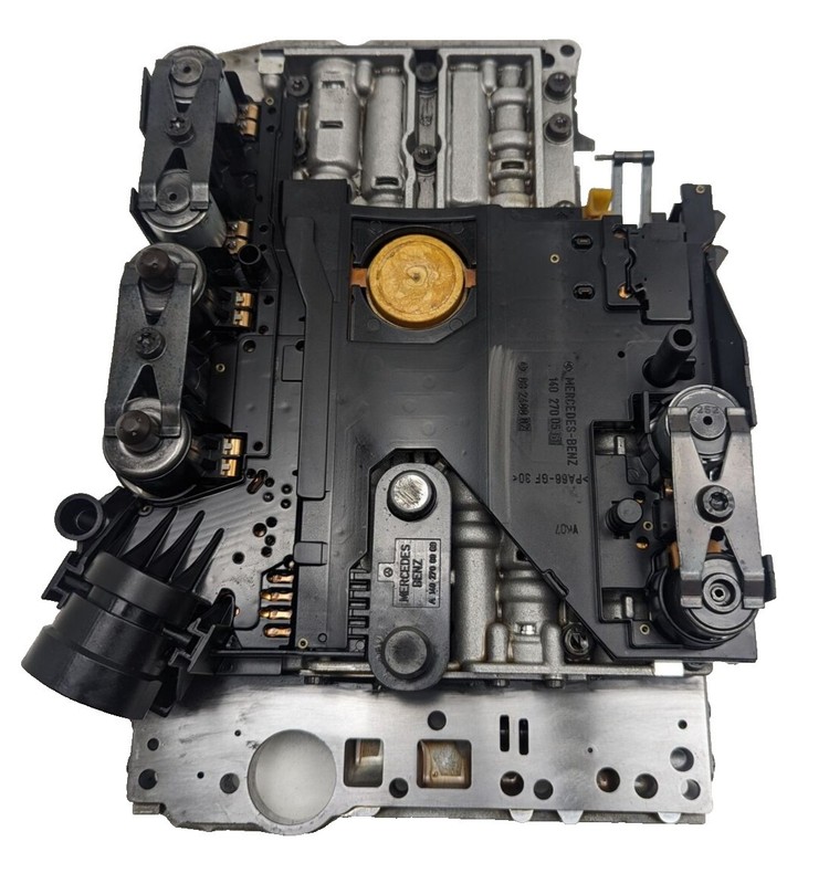 1998-2002 Mercedes w208 CLK320 Transmission Plate Valve Body