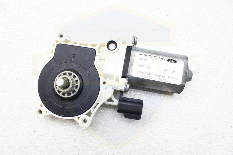 2022 LINCOLN NAVIGATOR REAR LEFT DRIVER POWER WINDOW MOTOR NL1B7827001AB OEM