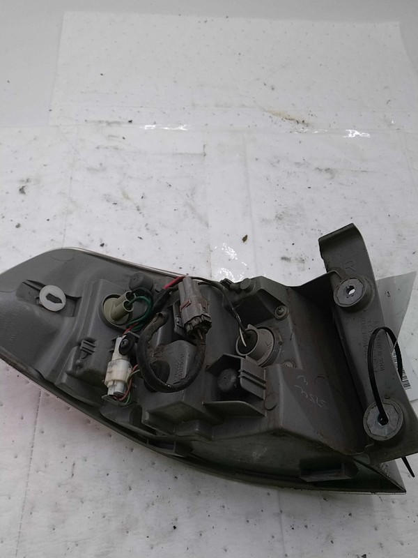 2009 Subaru Impreza Right Tail Light Assembly Orange SCUFFS 115K Miles 316511