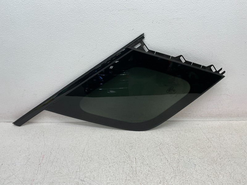 15-19 Land Rover Discovery Sport Rear Right Quarter Window Glass Panel 1381 OEM