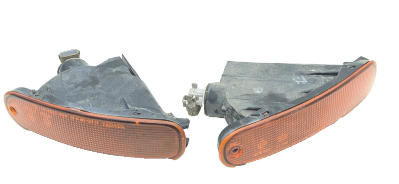pair TURN SIGNAL CORNER PARK LAMP MARKER LIGHT 90 91 92 93 CELICA 1992