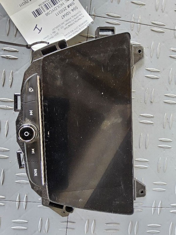 2021-2023 Chevy Trailblazer Radio Display and Control Panel w/o Navigation