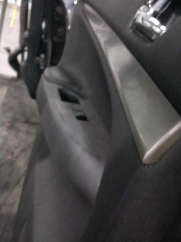 2013 INFINITI G37 Left Rear Door White 351364 Dents Rust 185K Mileage