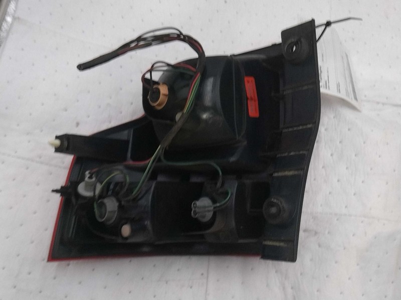 2011 Honda Element Left Tail Light Assembly Grey 87480 Used 141K Miles