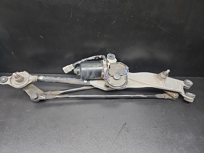 02-10 Lexus SC430 Z40 Windshield Wiper Transmission Linkage w/ Motor OEM