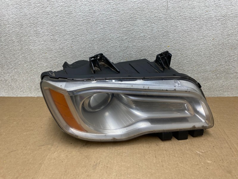 2011 to 2014 Chrysler 300 Right Passenger RH Halogen Headlight OEM W8488 DW