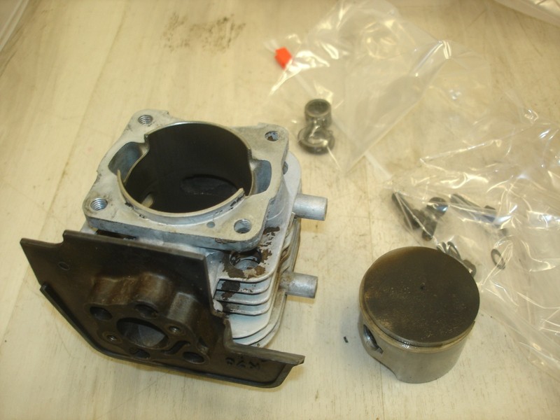 Jonsered 70e piston cylinder SEE FULL DESCRIPTIONchainsaw part only *