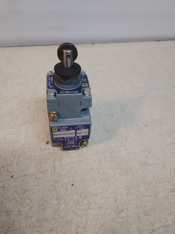 Square D 9007 C52D Series A Heavy Duty Limit Switch With Operating Head