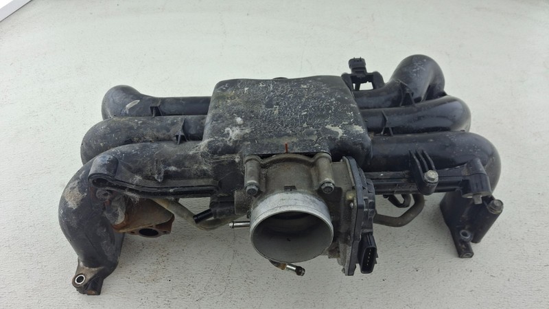 2015-2019 SUBARU OUTBACK 3.6RUpper Intake Manifold OEM DAMGED SEE PICTURES