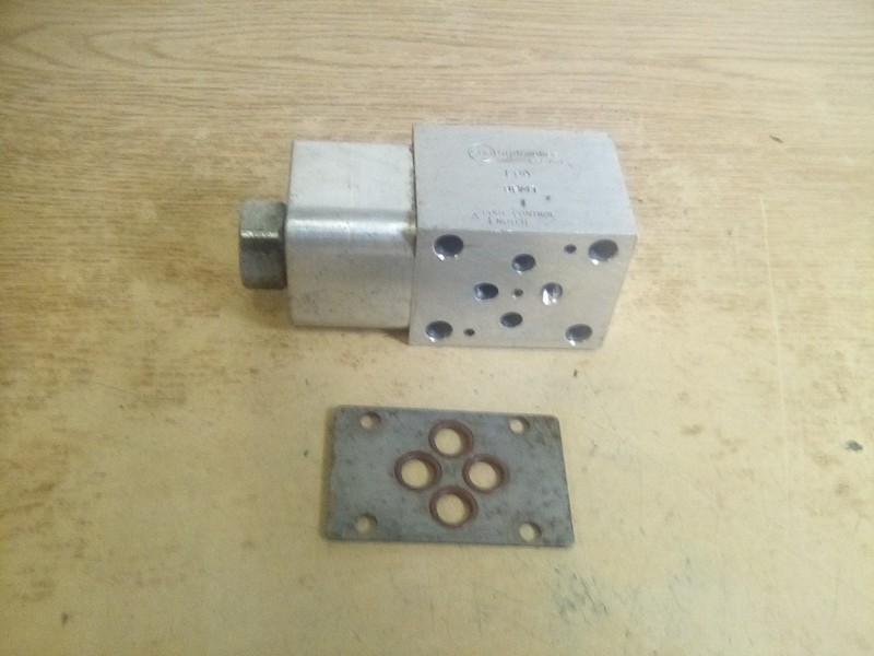 Sun Hydraulics EBA 9NM1 Manifold Block