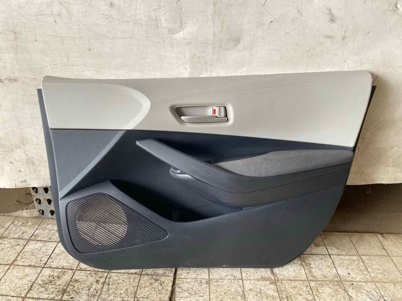 Front Door Trim Panel TOYOTA COROLLA Right 20 21 22 23 24 19