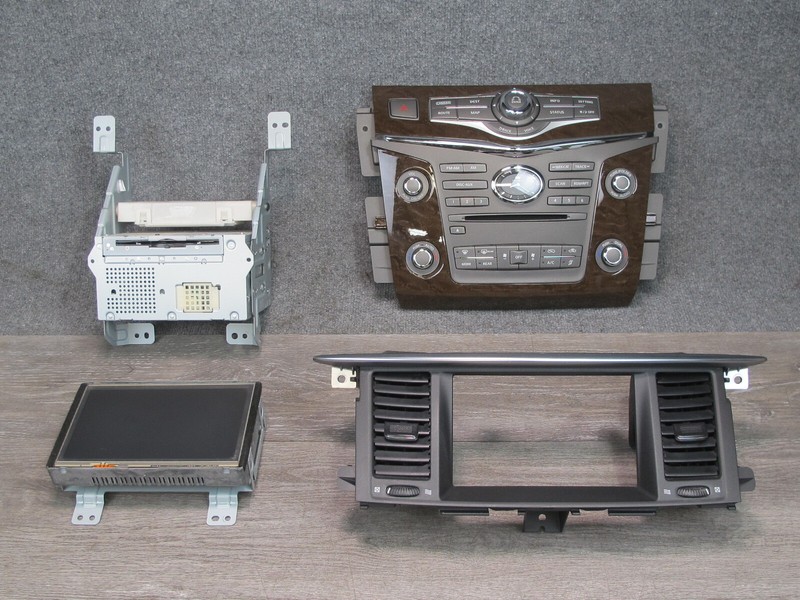 2015-2017 INFINITI QX80 DASH DISPLAY RADIO CLIMATE CONTROL W/ CENTER PANEL SET