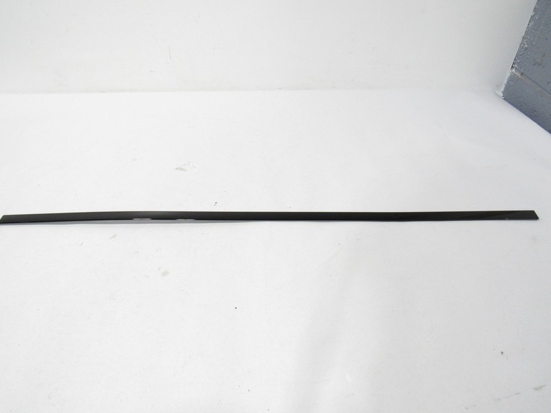 Rivian R1S 2024 Rear Left Driver Door Upper Strip Molding 21-26 |@1