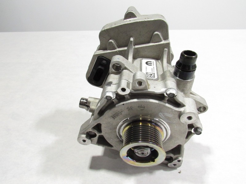 22-24 Jeep Grand Cherokee 2023 2.0L AWD Electric Motor Alternator Generator ; :A