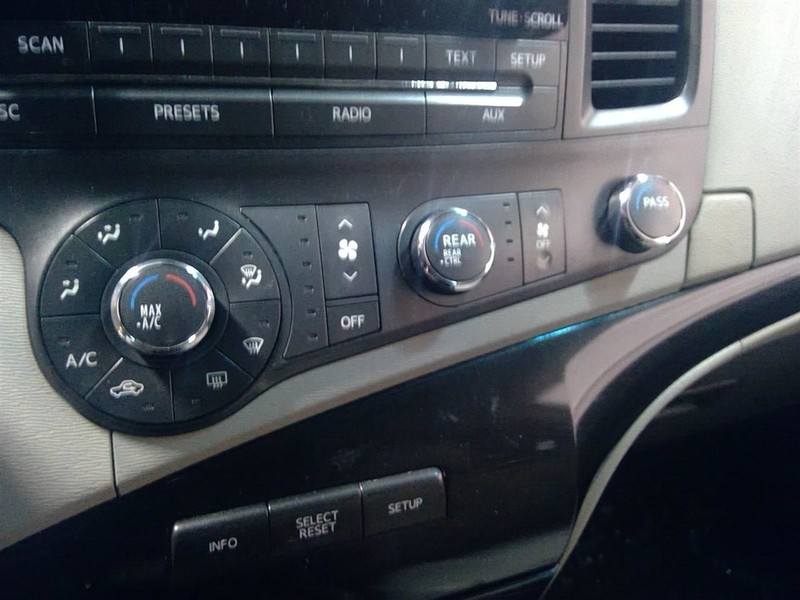 Temperature Control Front Control Fits 11-14 SIENNA 1730751