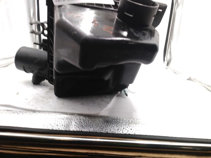 Used Air Cleaner Assembly fits: 2015 Subaru Impreza 2.0L w/PZEV Grade A