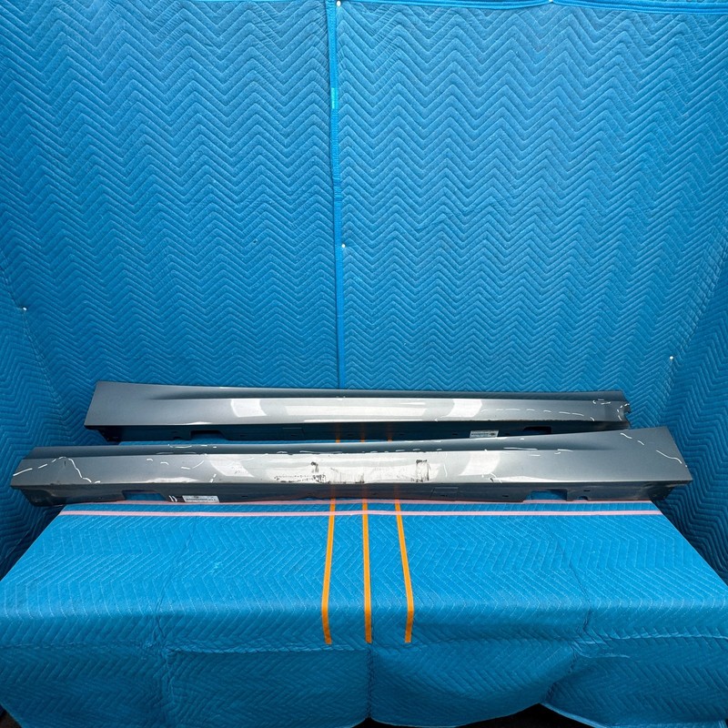 2009–2011 BMW 335i E90 Left and Right Side Skirts Space Gray Metallic A52 OEM