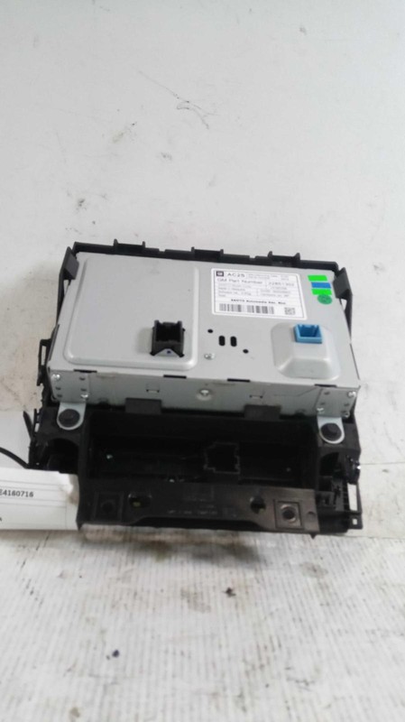 2014 Buick Verano Infotainment Display OEM Grey 102K Miles Warranty NJ25-17883